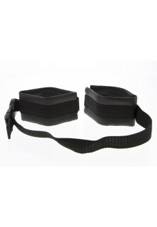 Полиуретановые манжеты на запястья с нейлоновым ремешком Adjustable Wrist Restraints