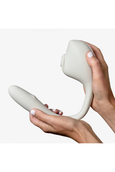 Серый вакуумный стимулятор с отростком Ose 2 Premium Robotic Massager